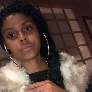 Meet your Posher, Janiece